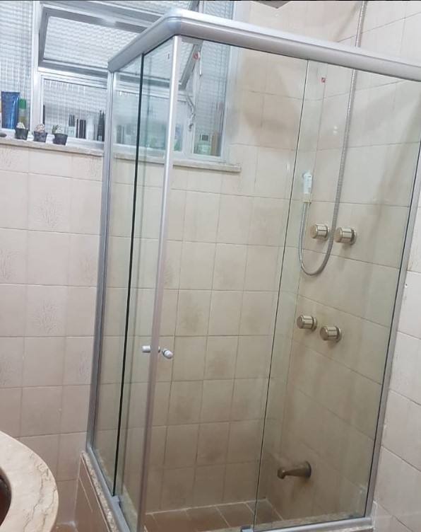 Box de Banheiro Moderno